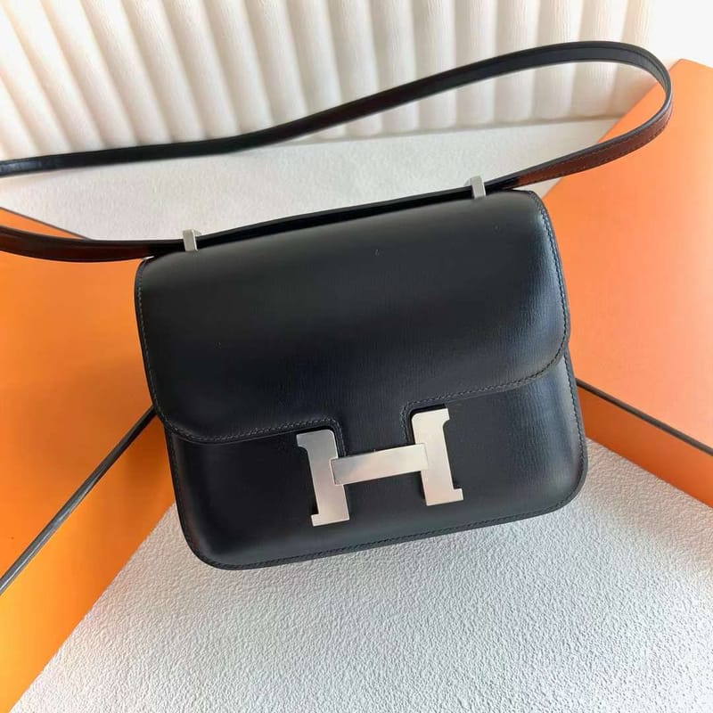 Constance 18cm Shiny Box Ck89 Black Silver Hardware Full Handmade Phw