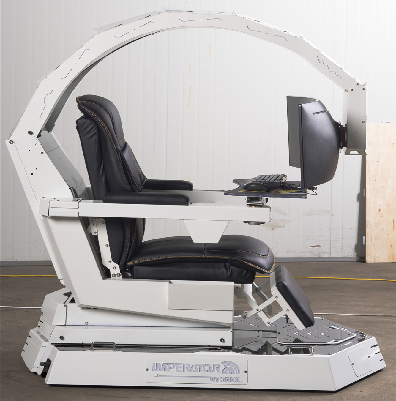 R1 Computer Workstation Gaming Cockpit  most classical design for 3*32" monitors since 2017 genuine leather massage chair