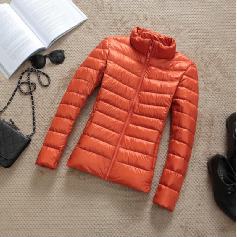 Down Parka Women Ultra-light Thin Down Jacket 2022 Autumn Winter Slim Short Hooded Warm White Duck Down Coat Women's Outerwear