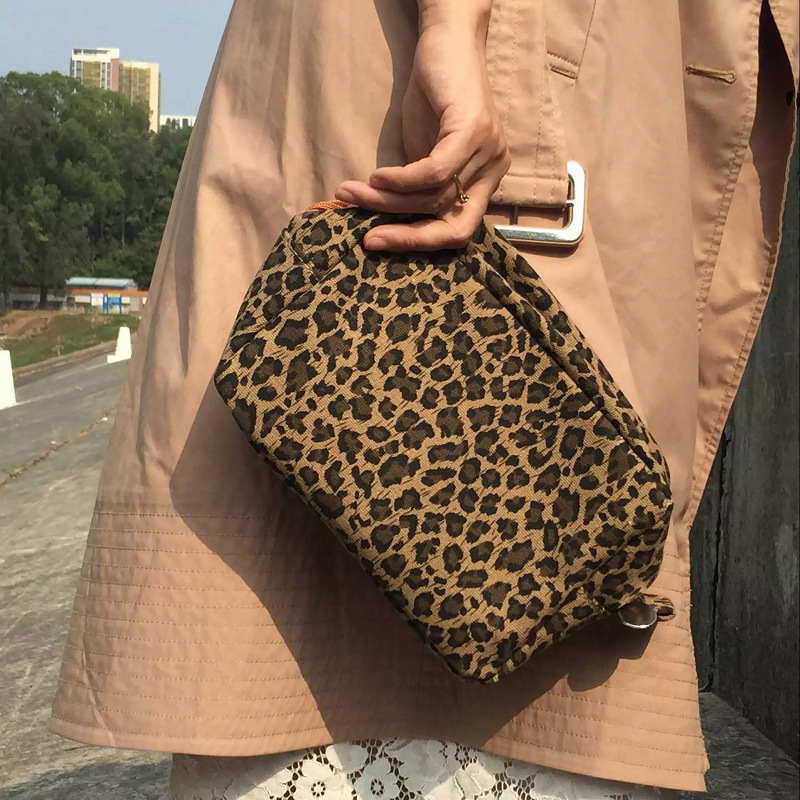 CN Warehouse Portable Cheetah Print Women Zipper Pouch Bags