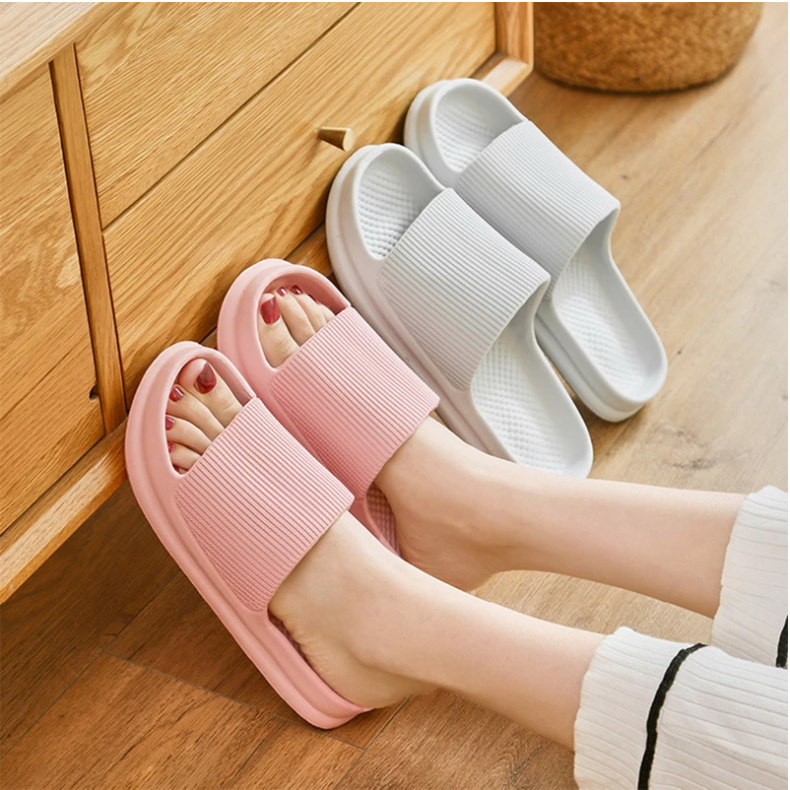 Thick Platform Bathroom Home Slippers Women 2023 Summer Fashion Soft Sole Eva Indoor Slides Woman Sandals Non-Slip Flip Flops