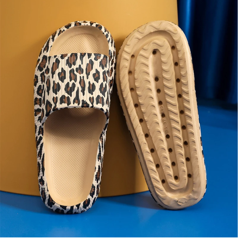 Beach Slipper Leopard Sandals Indoor Outside Platform Shoes Women Summer Slippers Thick Sole Female Male Fashion Slides