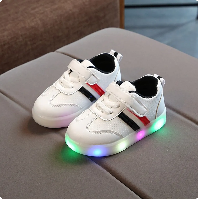 Size 21-30 Children LED Shoes for Boys Glowing Sneakers for Baby Girls Toddler Shoes with Light Up Sole Luminous Running Sneaker